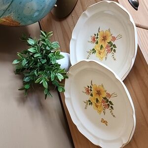 Vintage Royal Sealy Autumn Garland plates